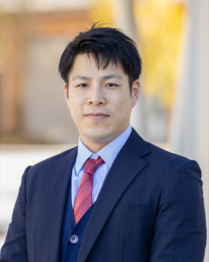 Toraharu Watanabe